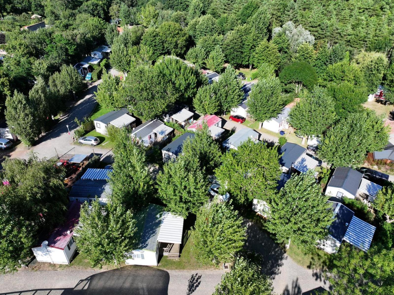 Camping Les Mancellieres Avrille  Exterior photo